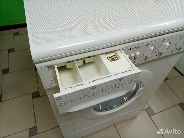 Стиральная машина с сушкой бу Indesit.Гарантия