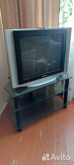 Тумба под телевизор