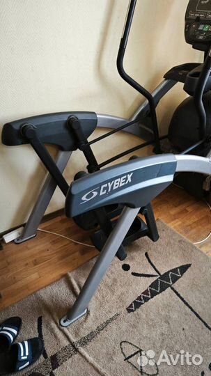 Эллиптический тренажер Cybex 626AT