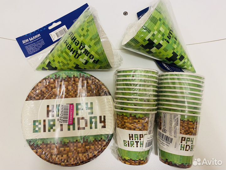 Посуда одноразовая, хлопушки, растяжка Minecraft