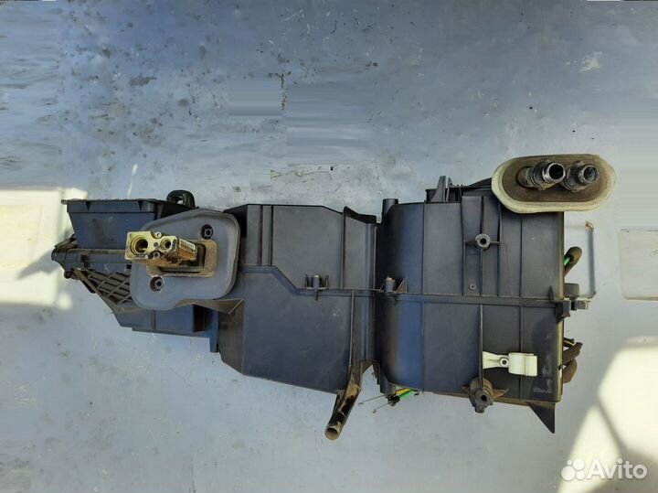 Корпус отопителя Фольксваген Бора Гольф 4