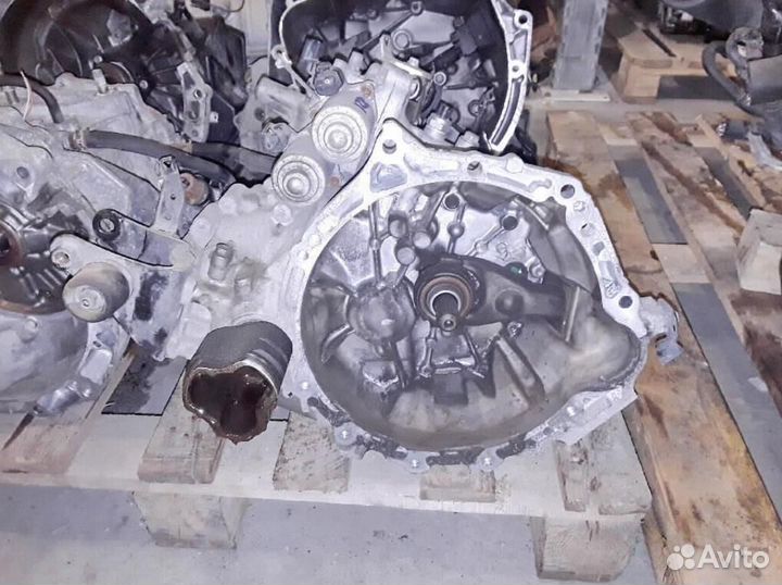 МКПП Toyota Auris Corolla E15 1.6л 1ZR-FE