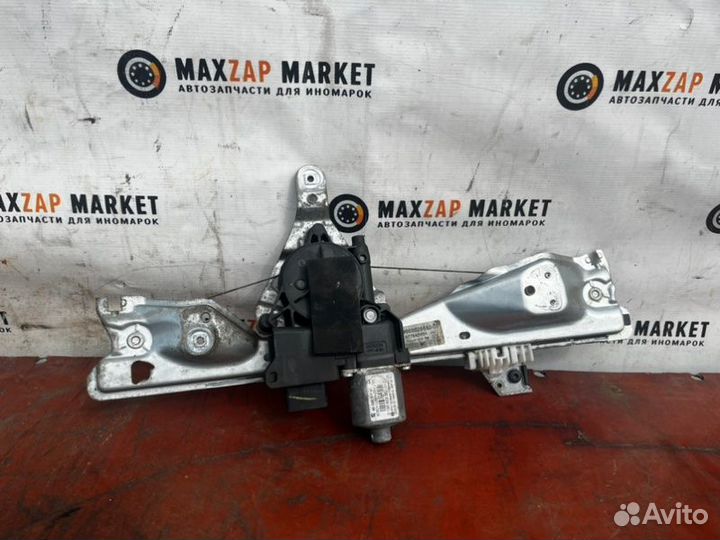 Стеклоподъемник передний правый Peugeot 308