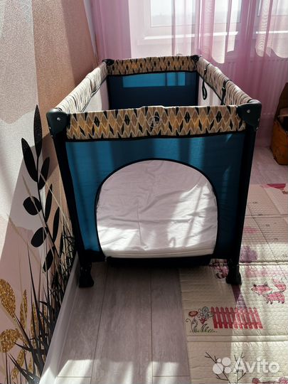 Детская кровать манеж