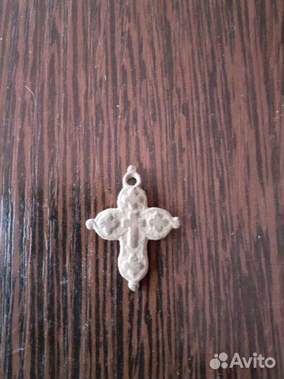 Крестик нательный