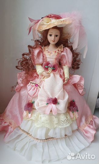 Кукла фарфоровая коллекционная