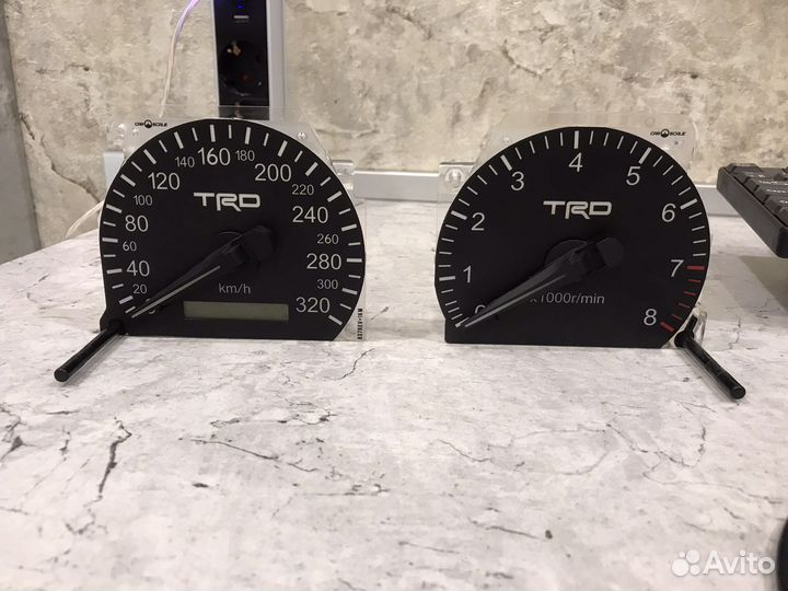 Спидометр 320 TRD