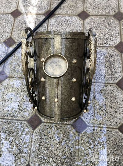 Урна кованая