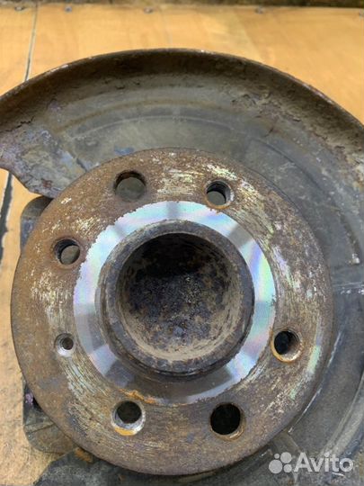 Ступица задняя левая Opel Meriva A 2005