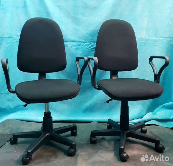 Компьютерные стулья 