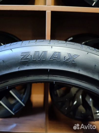 Zmax Zealion 245/40 R18 и 265/35 R18 97W