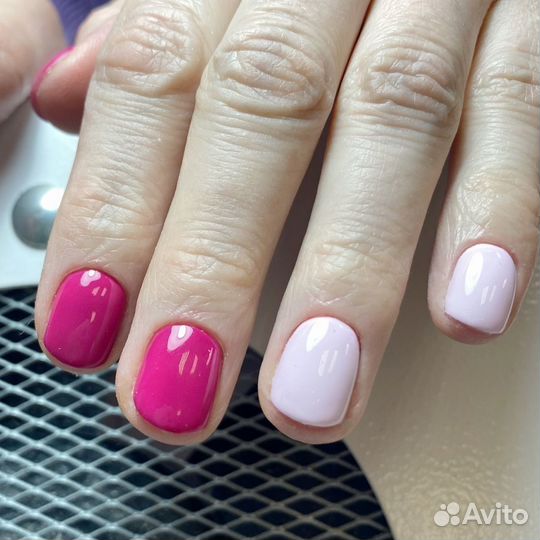 Модель на маникюр