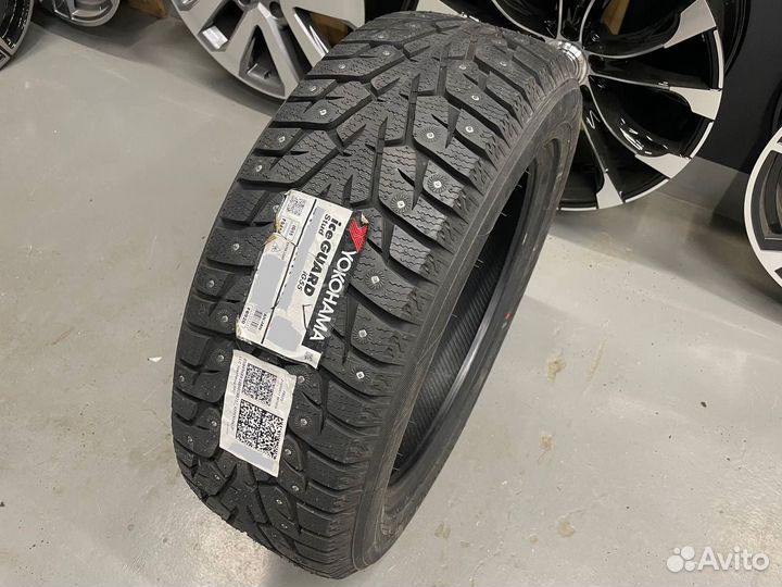 Yokohama Ice Guard Stud IG55 185/60 R15 88T