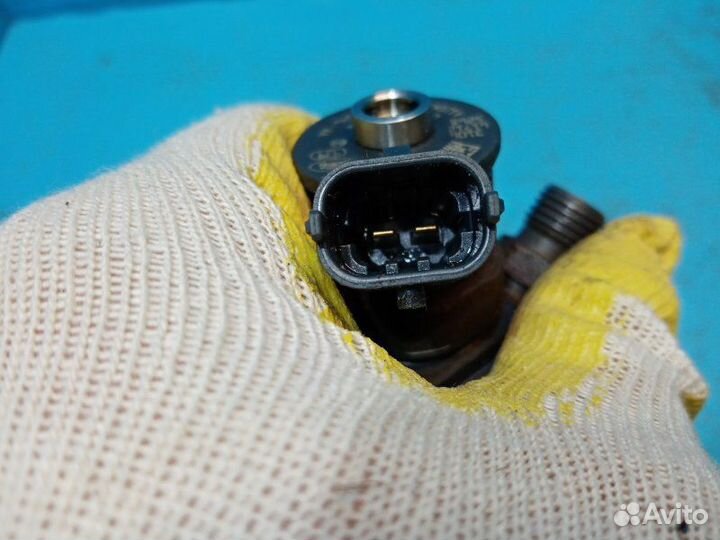 Форсунка дизельная Land Rover Discovery Sport L550