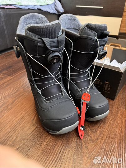 Сноубордические ботинки burton eu 43