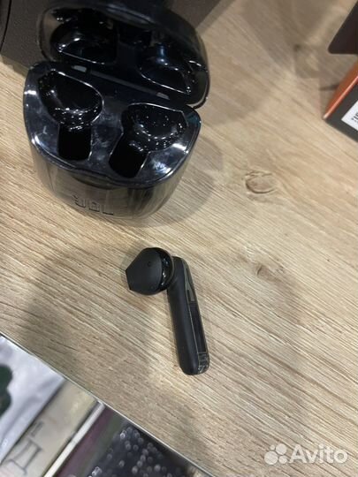 Беспроводные наушники jbl tune 225 tws