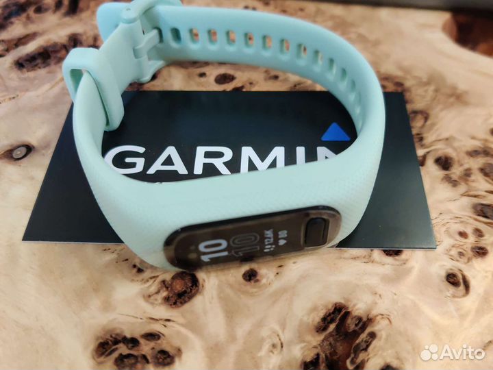 Фитнес-браслет Garmin Vivosmart 5 emea Mint