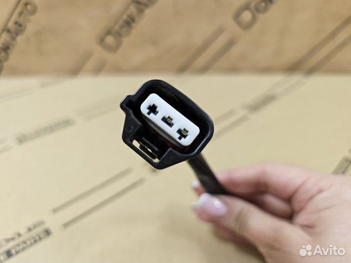 Фишка насоса омывателя фар Lexus Nx 1