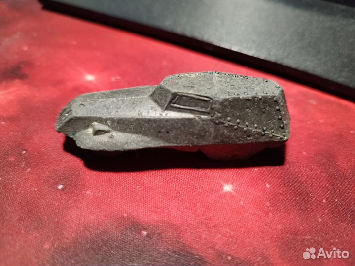 Ретро машинка игрушка