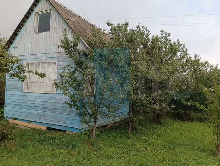 Дача 20 м² на участке 4 сот.