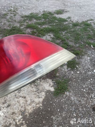Задняя правая фара mitsubishi lancer 9