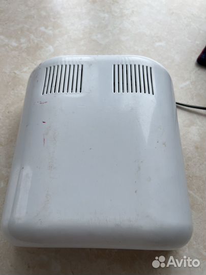 Уф лампа для ногтей