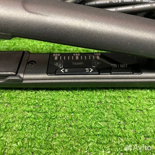 Утюжок для выпрямления волос Wella Style WS20