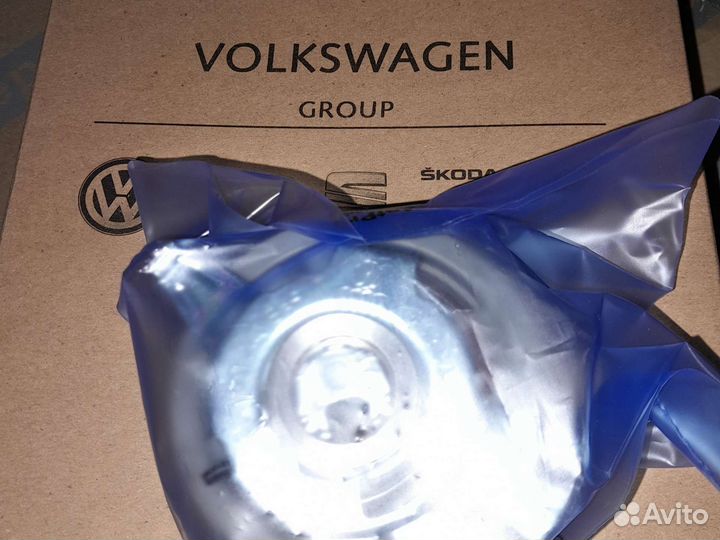 Ролик натяжной