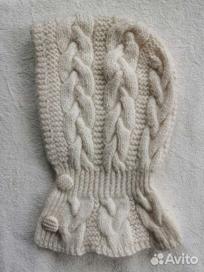 Капор женский вязаный