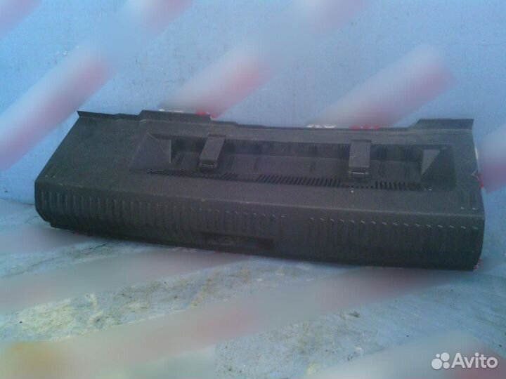 Накладка (кузов внутри) VW Polo (HB) 2009