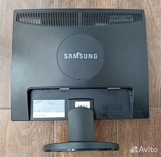 Монитор ЖК 19