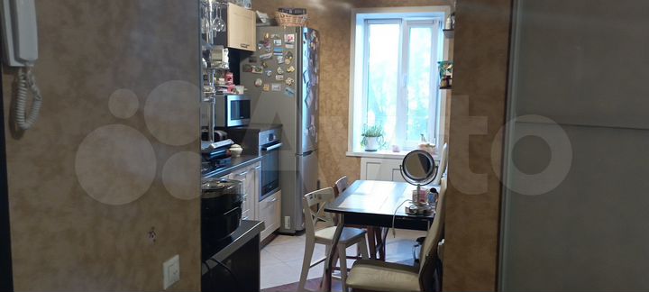 3-к. квартира, 61 м², 2/10 эт.