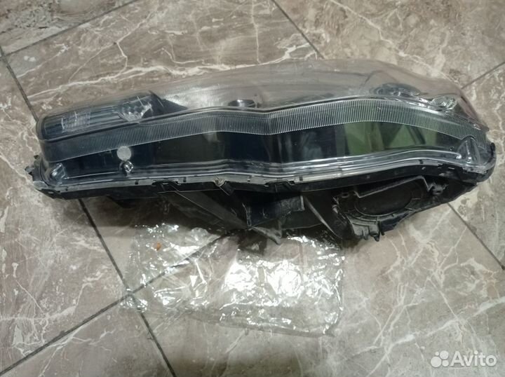 Фара левая 8301C3 Mitsubishi Lancer X 10 2007-2017