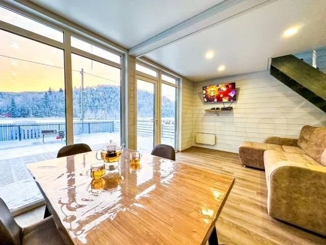 Дом 105 м² на участке 10 сот.