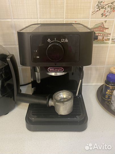 Автоматическая кофемашина DeLonghi