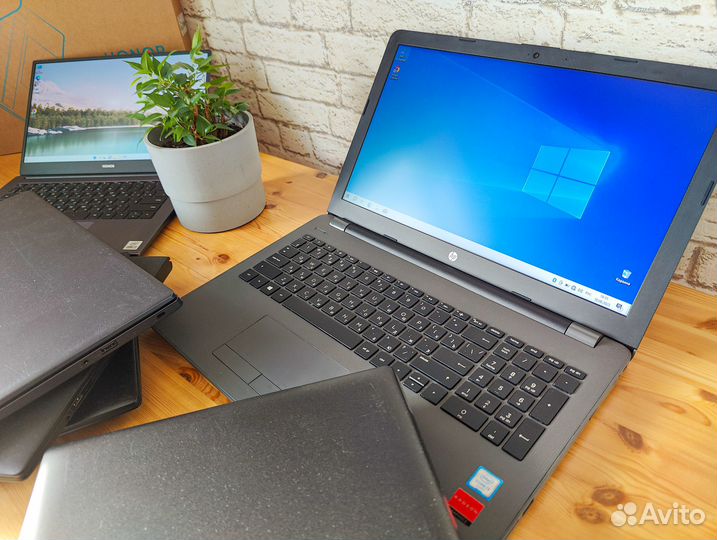 Новый ноутбук Intel Core i3/8gb/SSD 256gb