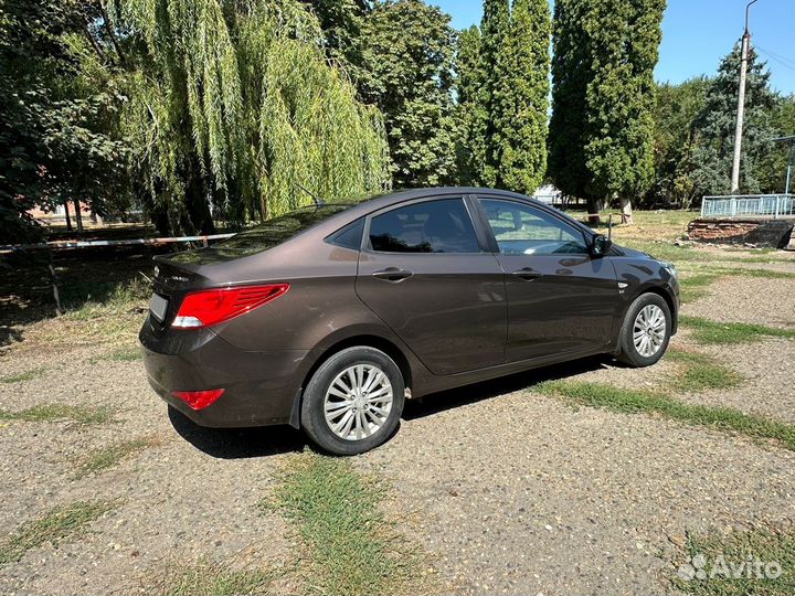 Hyundai Solaris 1.6 AT, 2015, 217 000 км