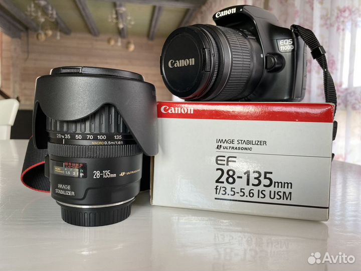 Фотоаппарат Canon с объективами