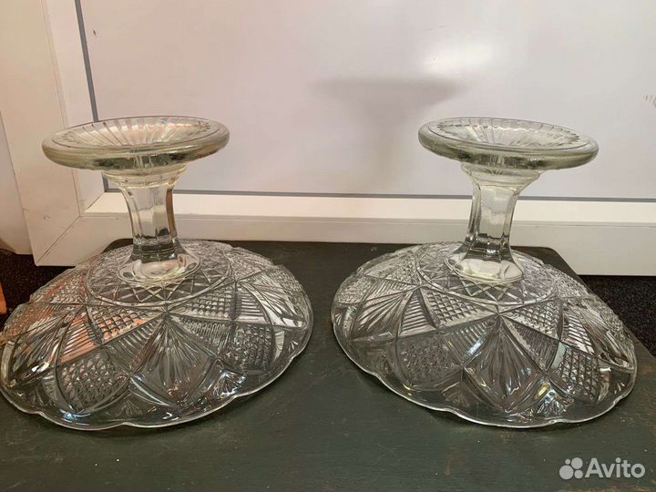 Ваза на ножке стекло старинная