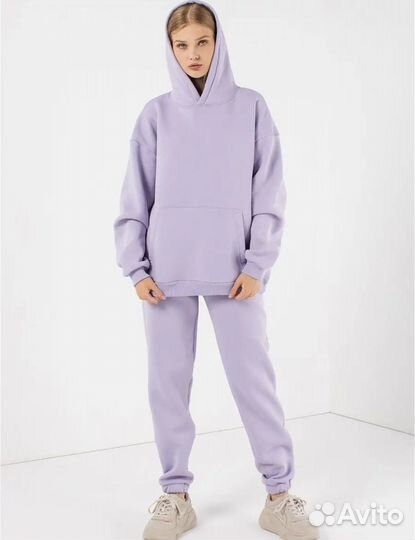 Спортивный костюм женский