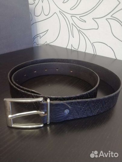 Мужской кожаный ремень