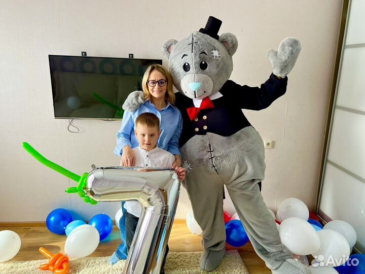 Медведь поздравление, ростовая кукла Зайка, мишка