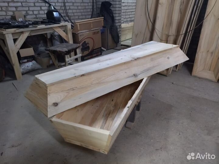 Гробы под обшивку