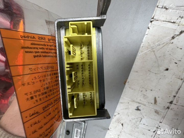 Блок управления SRS Nissan Note хэтчбек 5 дв 1.4 Л