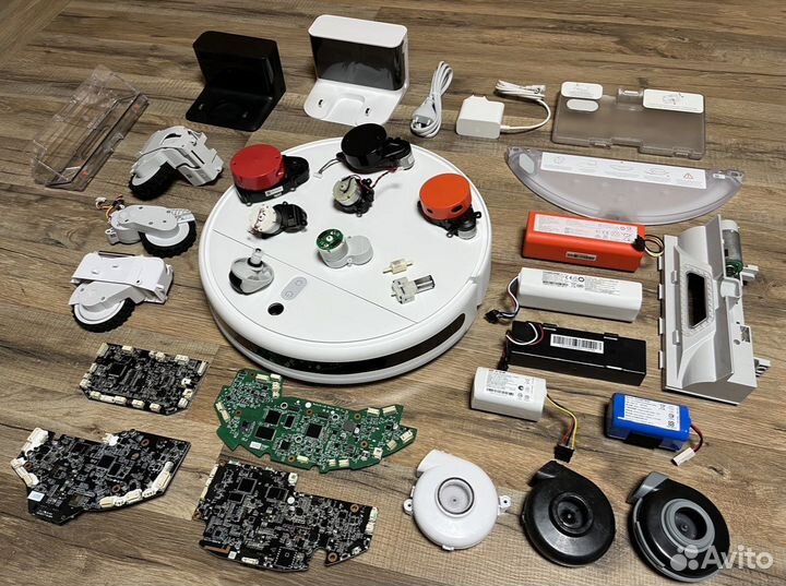 Запчасти для робота пылесоса