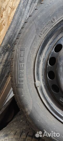 Pirelli Cinturato P1 195/65 R15 92H