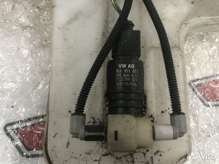 Бачок омывателя в сборе Шкода Октавия А7