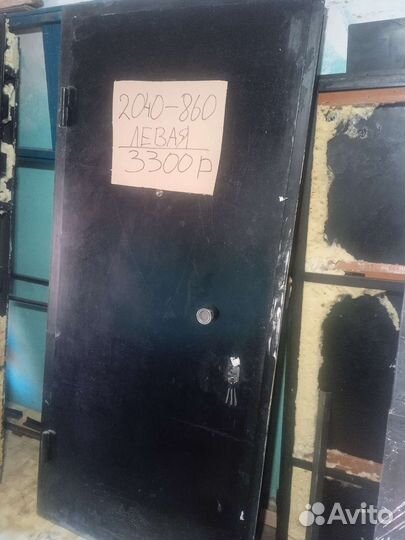 Металлическая дверь бу 2010-900