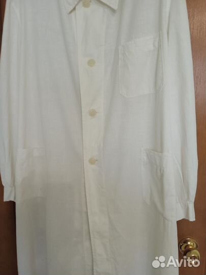 Халат медицинский белый мужской. Размер(52-54)