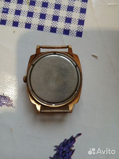 Наручные часы луч позолоченные
